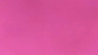 大学学生女同性恋在宿舍房间里狂野