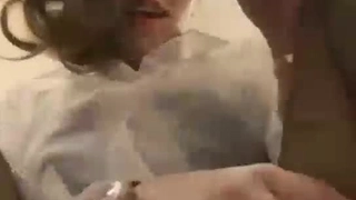 蓝色妖姬手指抠逼白浆直流1