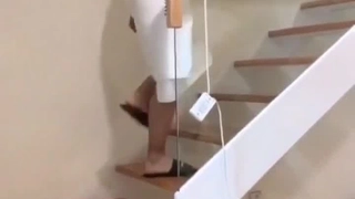灌肠之后内射表嫂，她疯狂浪叫在上面不停地摇