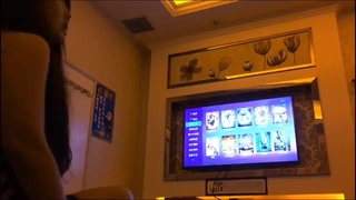 与朋友夫妇4人温泉旅行中，美人过多的朋友夫人明显诱惑我！？瞒着爱妻的W不伦做爱…做吗？不想做吗？ 葵つかさ