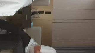 大男当婚青岛少妇偷情被泄密！被人胡乱的狂操【完整版30分钟已上传到简阶】