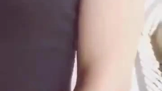 吸了我继父的鸡巴，上学迟到了